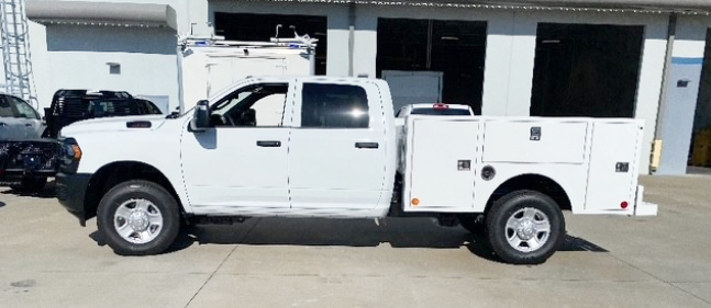 A side view image of a vehicle